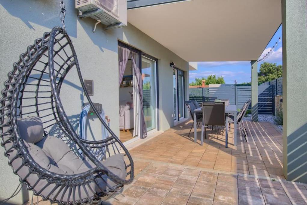 Apartment Sunrise Fuer 6 Personen In Pula-Stinjan Luaran gambar